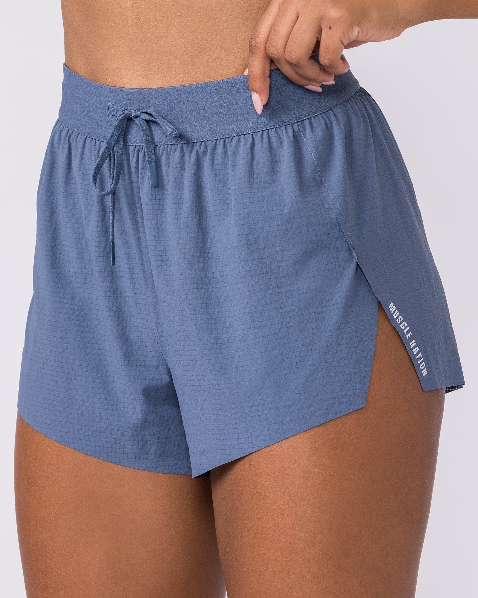 Muscle Nation Shorts Tempo 3" Run Shorts - Arctic