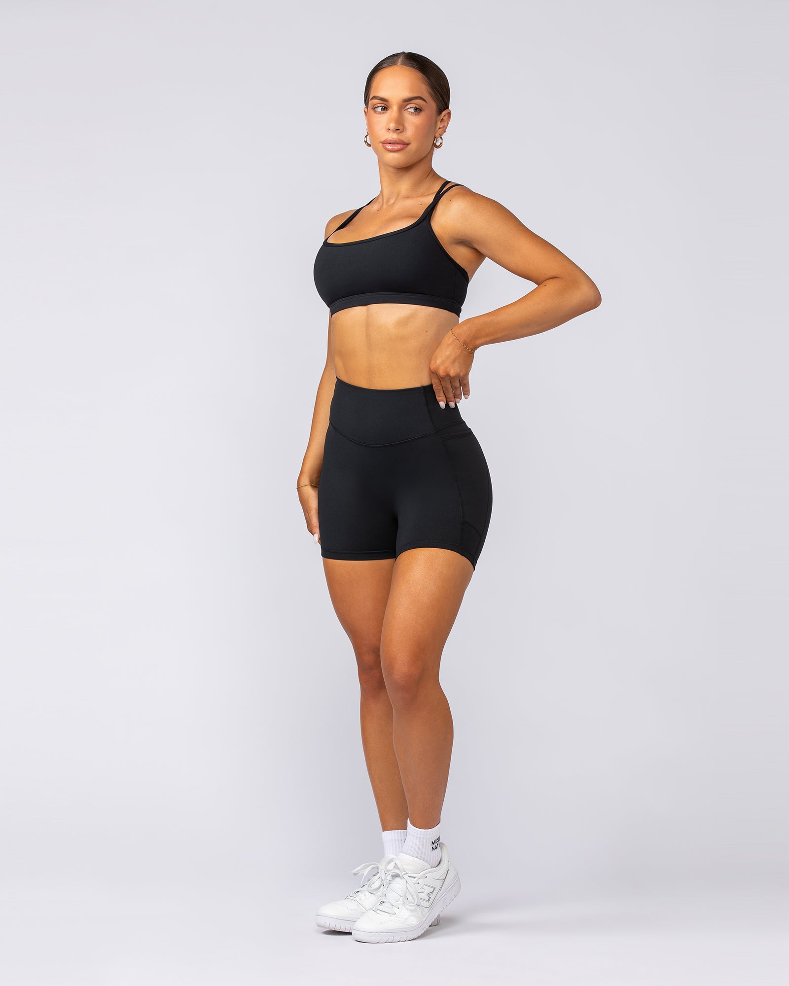 Muscle Nation Sports Bras Pace It Bra - Black / Black