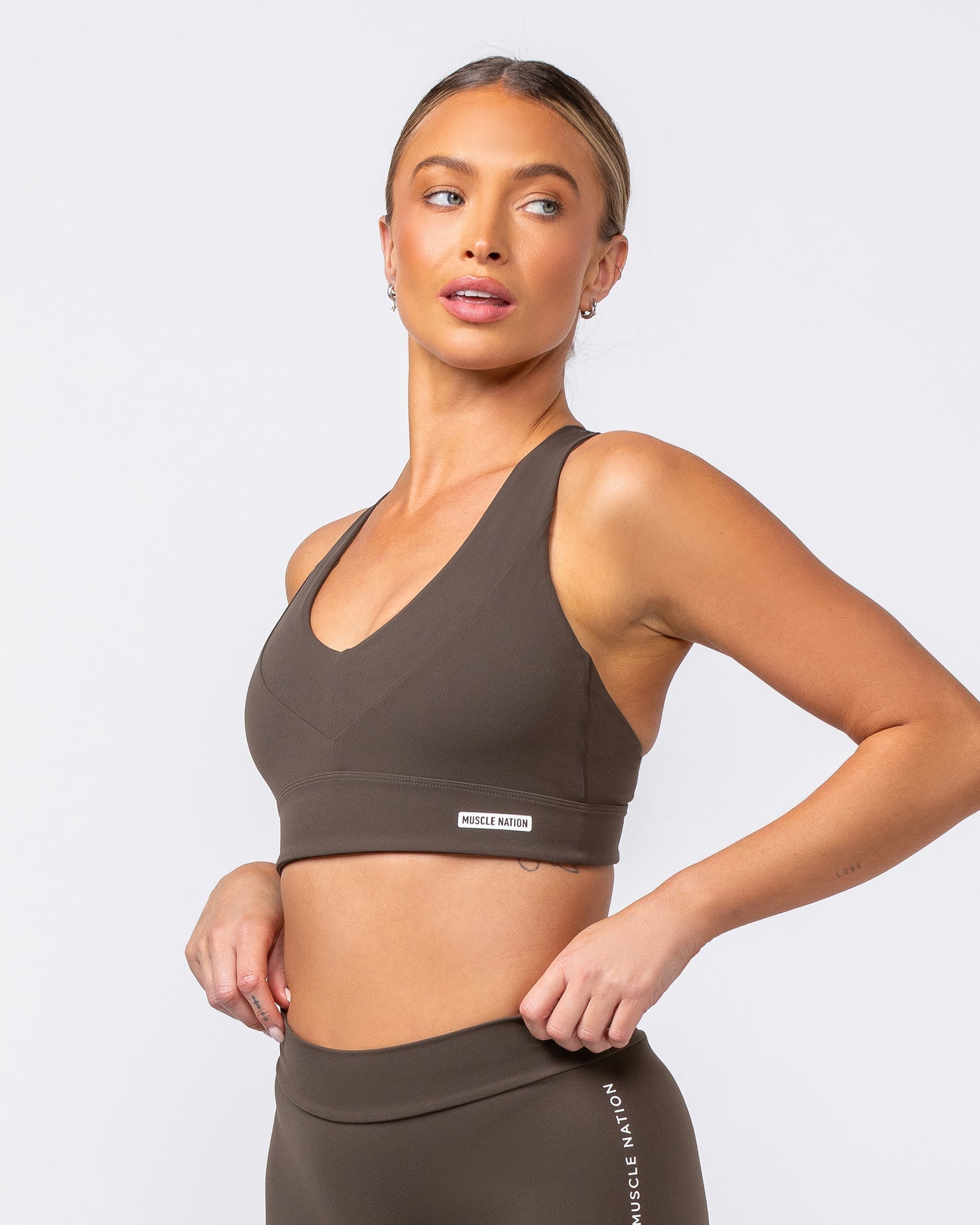 Muscle Nation Sports Bras Scope Bra - Deep Brown