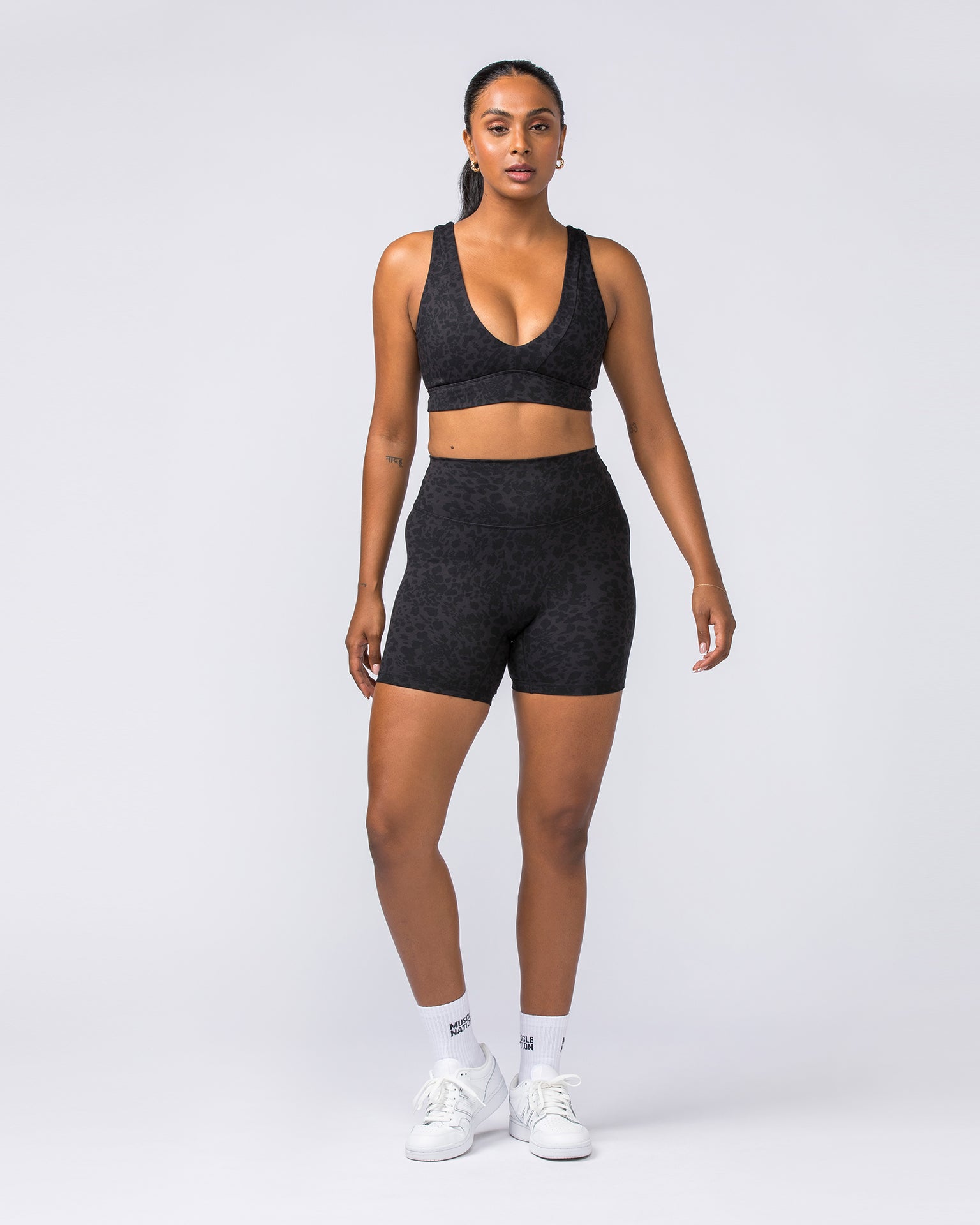 Muscle Nation Sports Bras Serenity Bralette - Monochrome Abstract Print