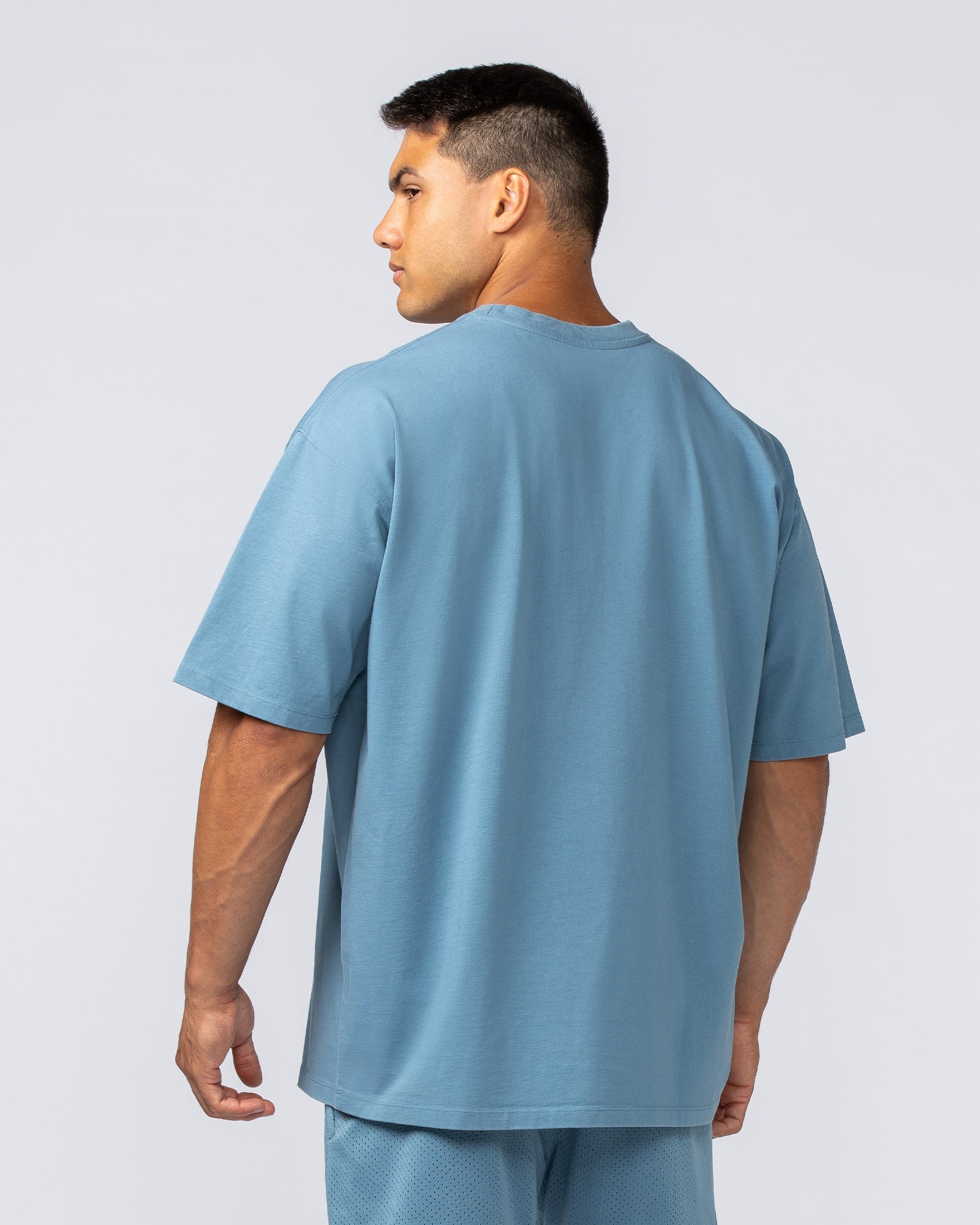 Muscle Nation T-Shirts Oversized Pocket Pump Cover - Pale Thunder