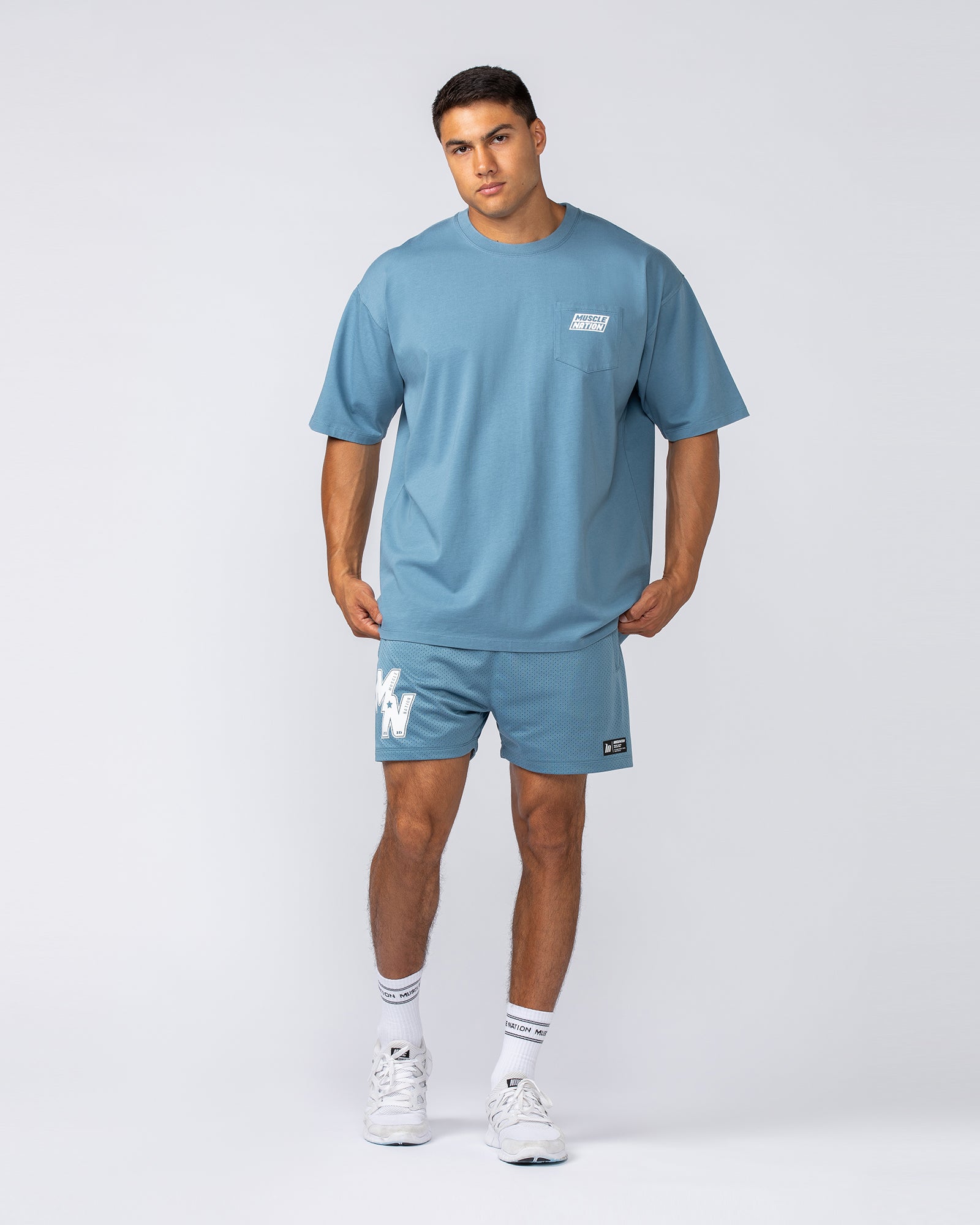 Muscle Nation T-Shirts Oversized Pocket Pump Cover - Pale Thunder