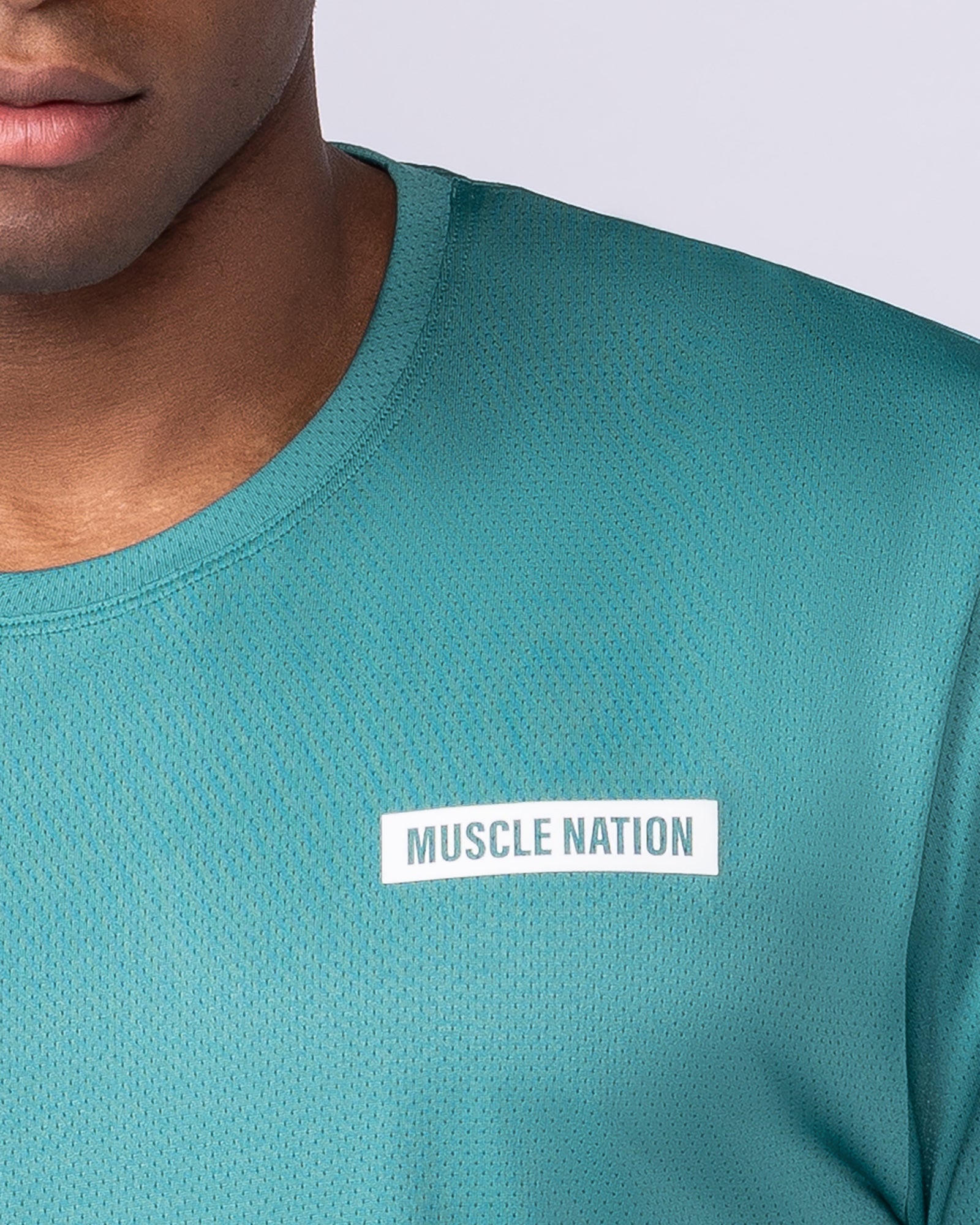 Muscle Nation T-Shirts Relaxed Active Tee - Alpine
