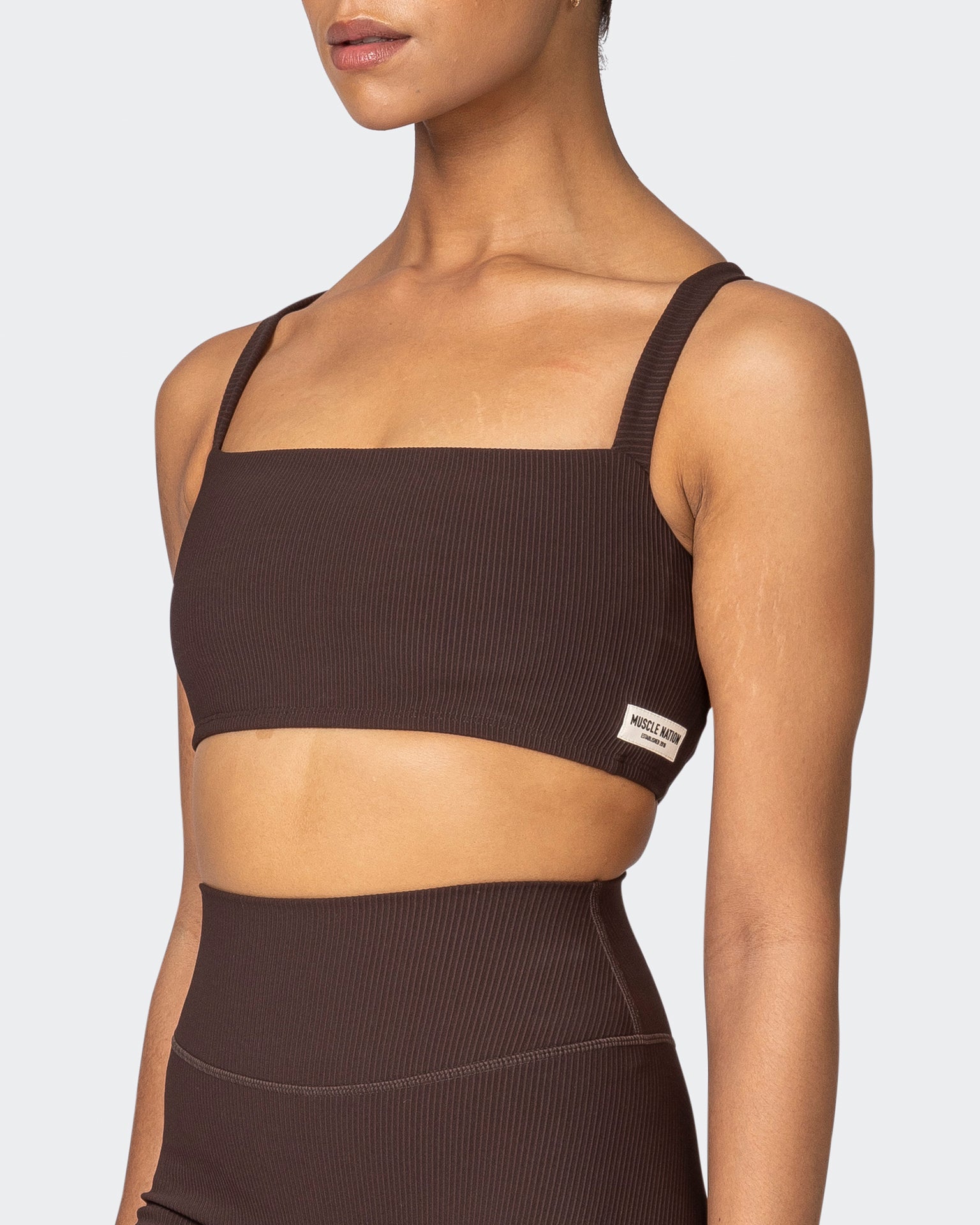 musclenation Sports Bras Twist Rib Bra - Cocoa Everyday Support