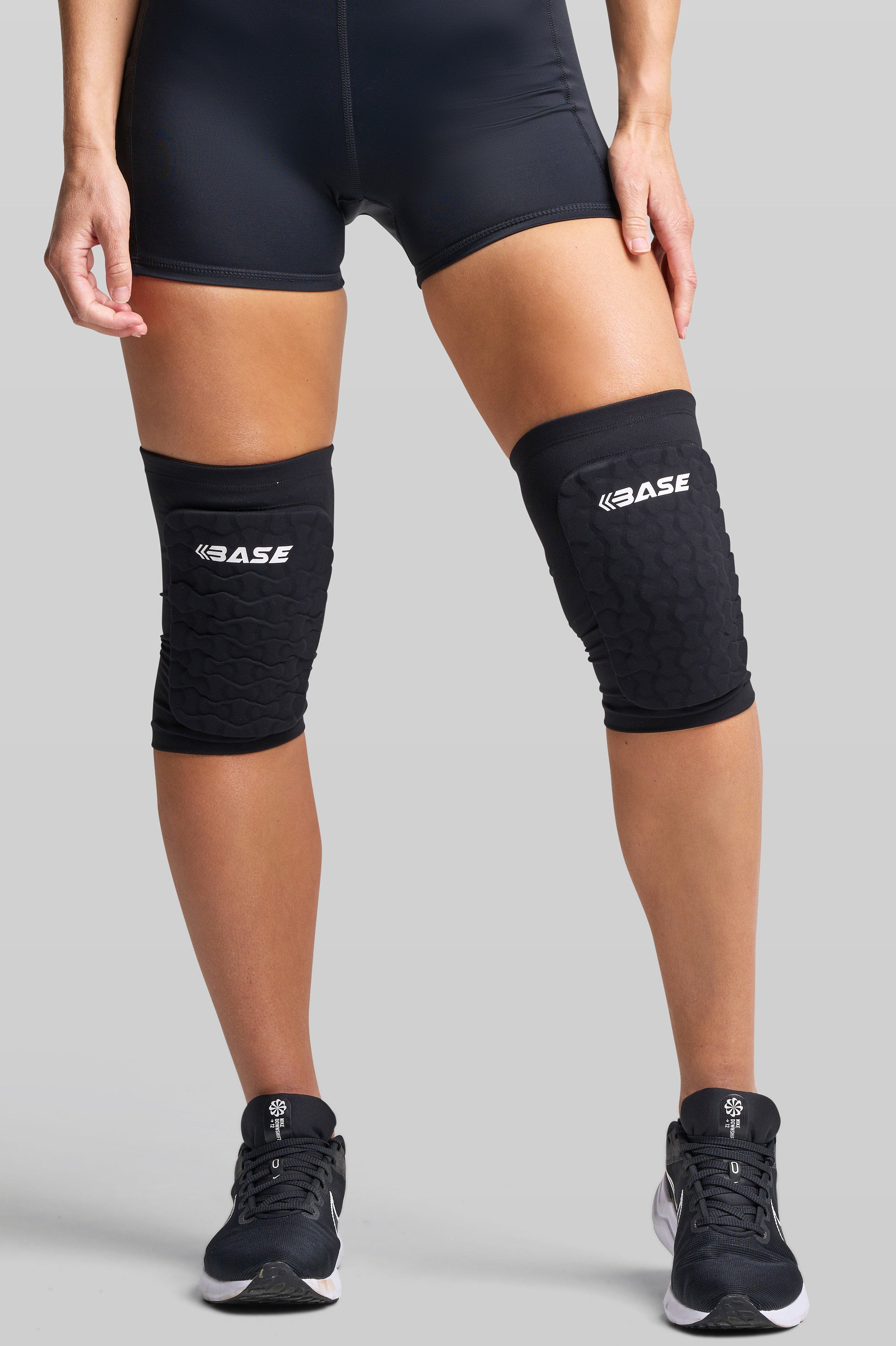 Supplier 1 Knee Guard S Court Padded Knee Guard (PAIR) - Black