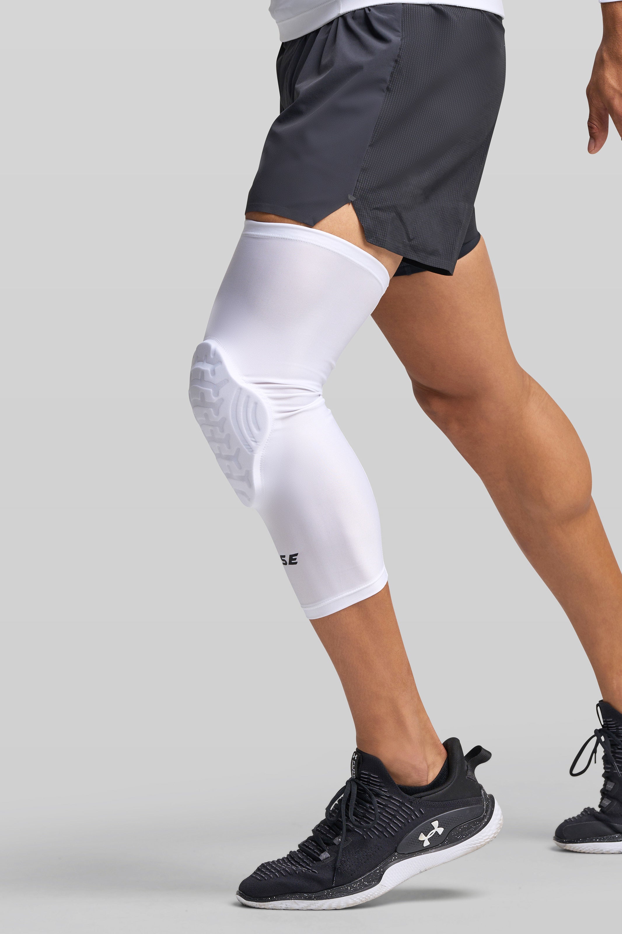 Supplier 1 PADDED ACCESSORIES BASE Curved Padded Knee Guard (Single) - White