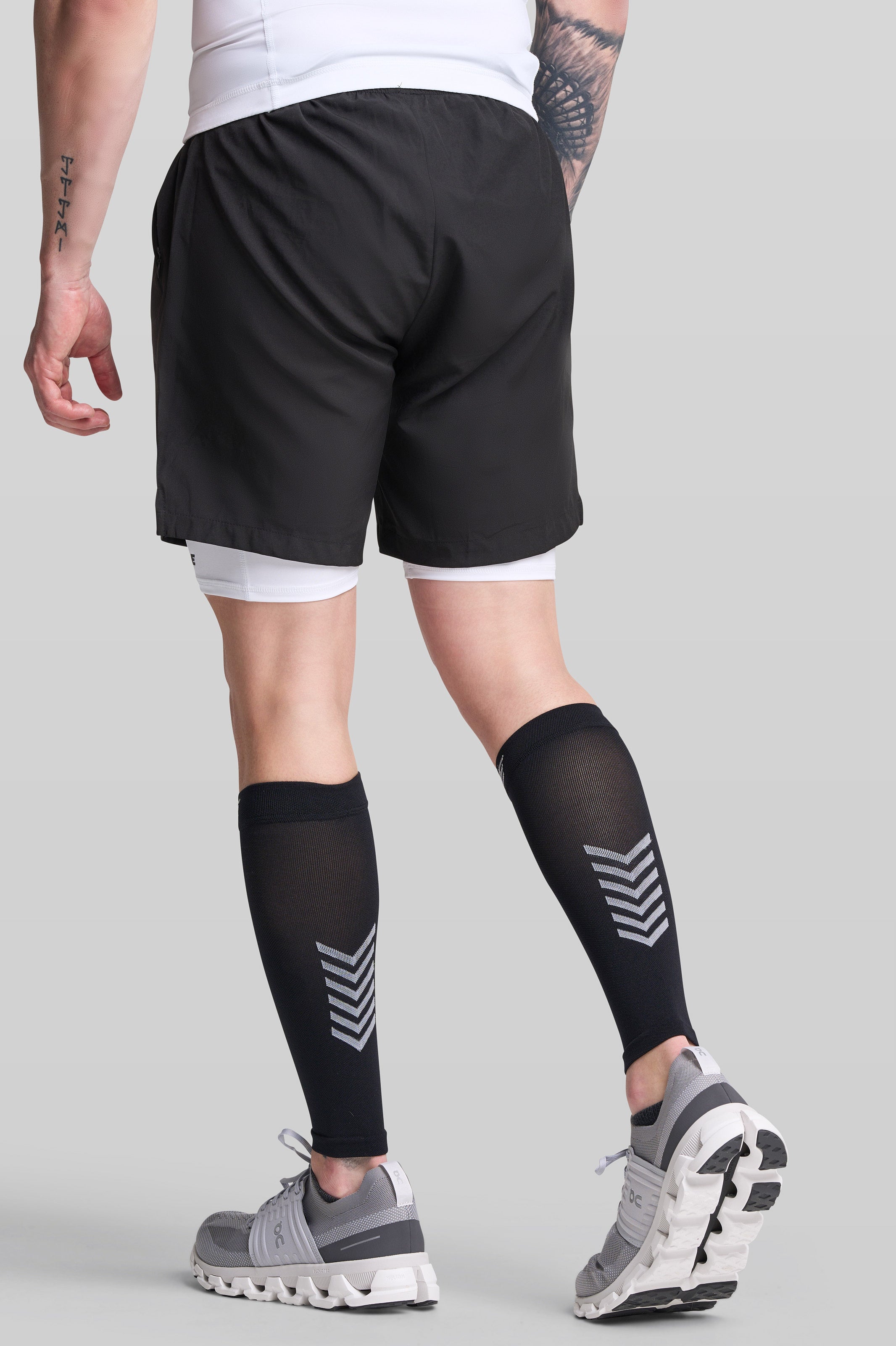 Supplier 2 Calf Sleeves BASE Compression Calf Sleeve (Pair) - Black