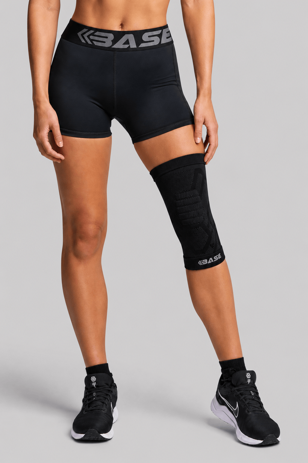 Supplier 2 Knee Guard BASE Compression Knee Sleeve - Black