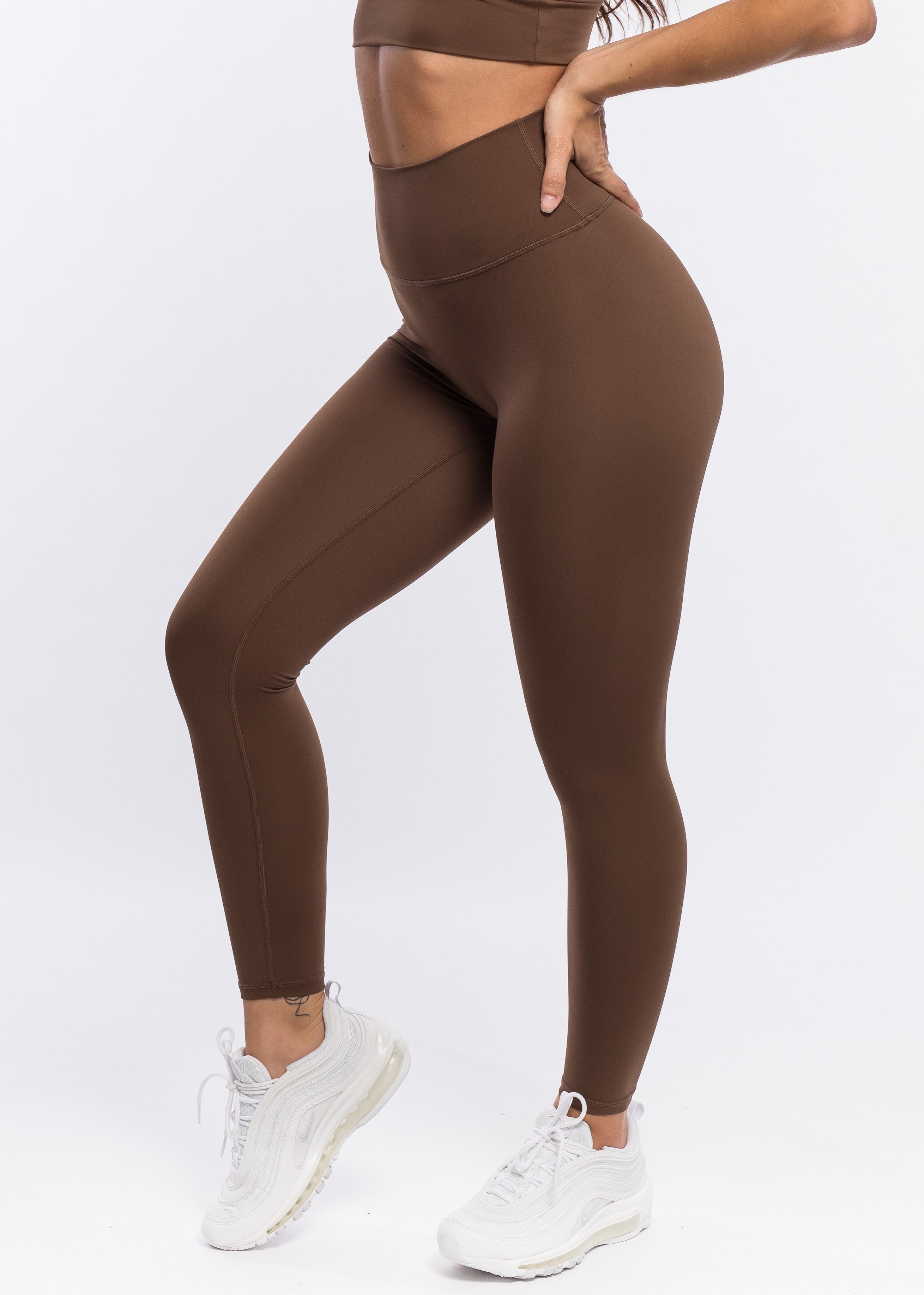Evolve Apparel Super Scrunch Leggings - Chocolate