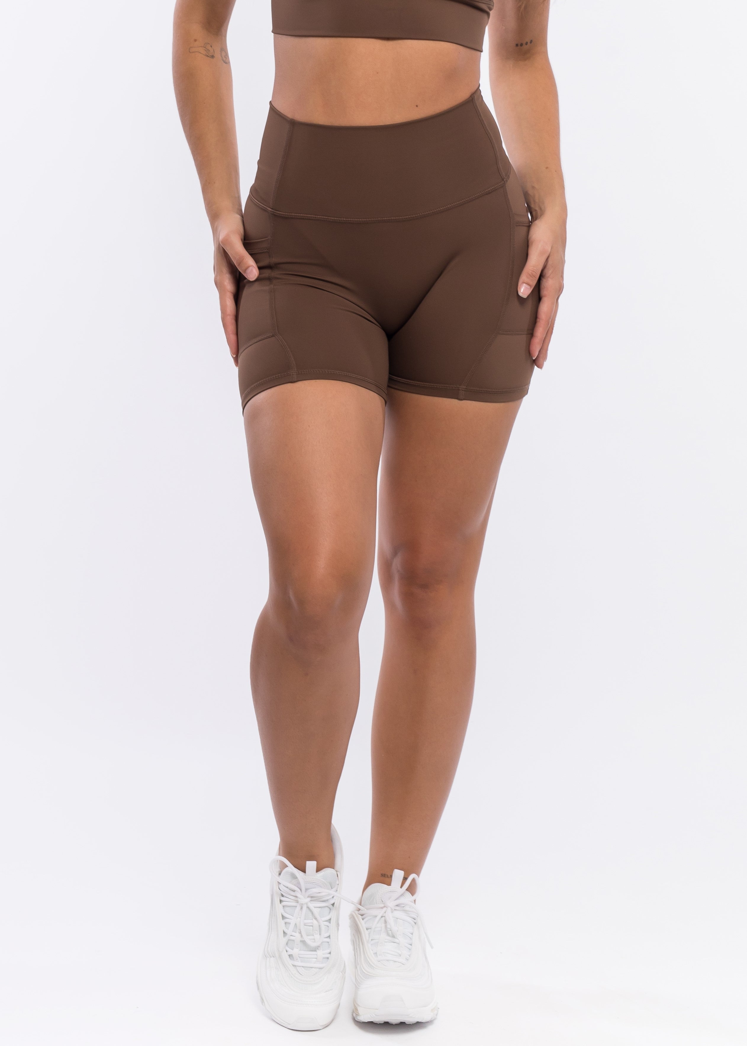 Evolve Apparel Super Scrunch Shorts - Chocolate