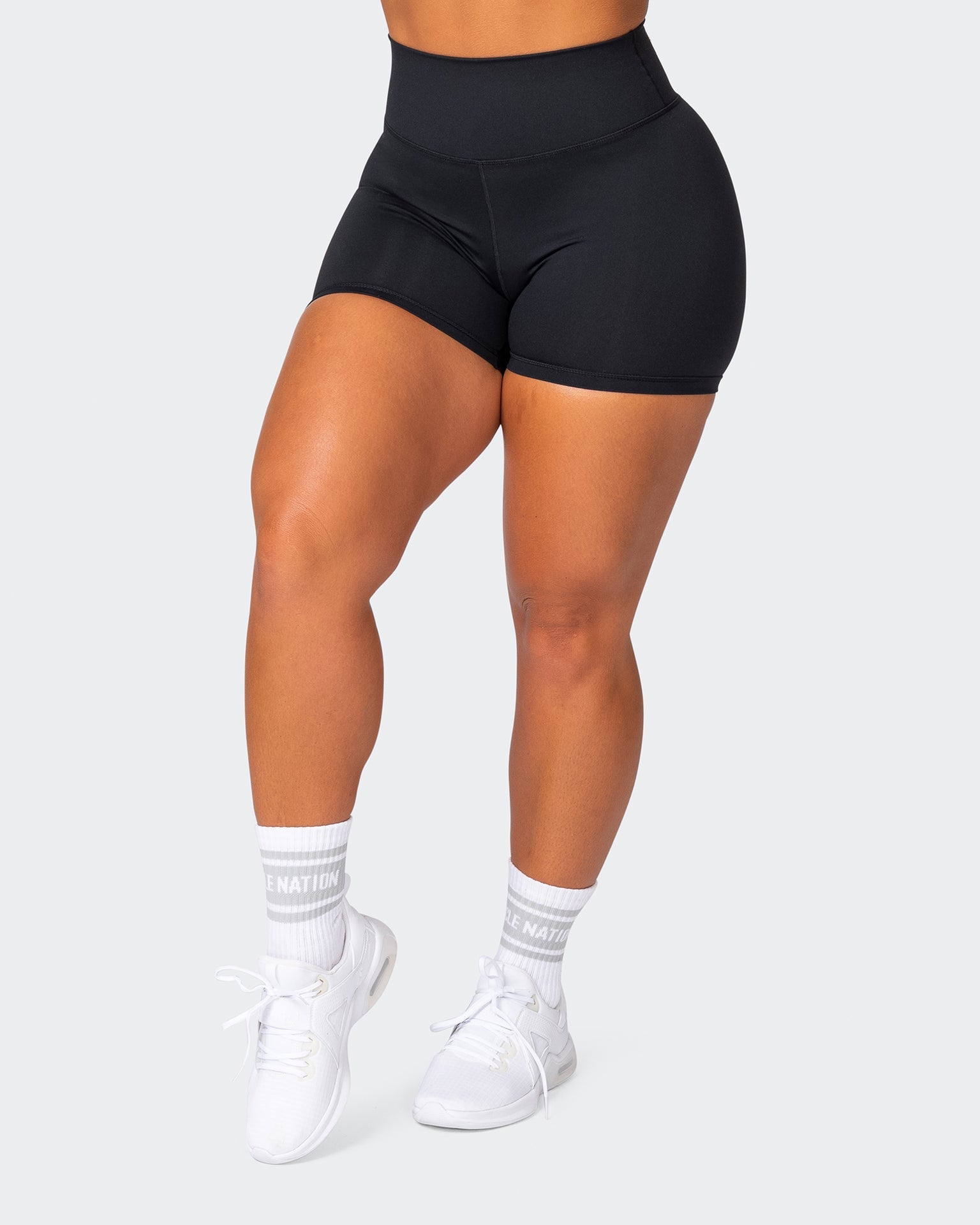 musclenation Gym Shorts Signature Scrunch Midway Shorts - Black