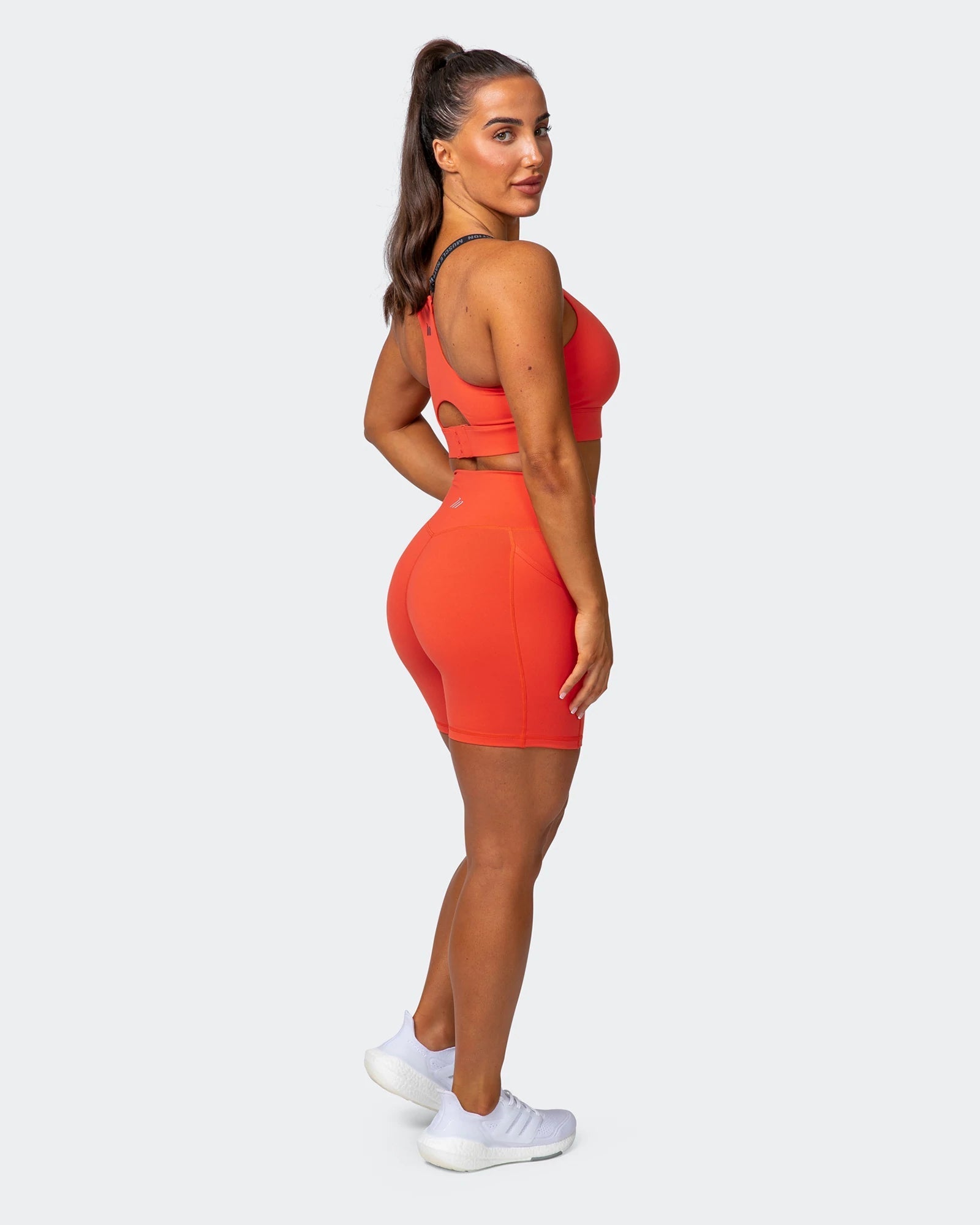 musclenation Jacket Copy of WOMENS WEIGHTLESS WINDBREAKER Multi