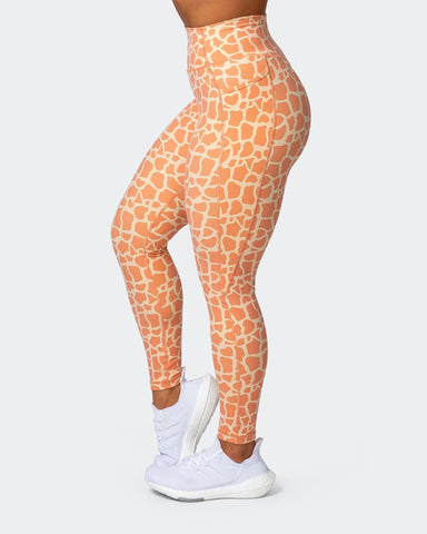 musclenation Leggings SIGNATURE POCKET ANKLE LENGTH LEGGINGS Paradise Giraffe Print