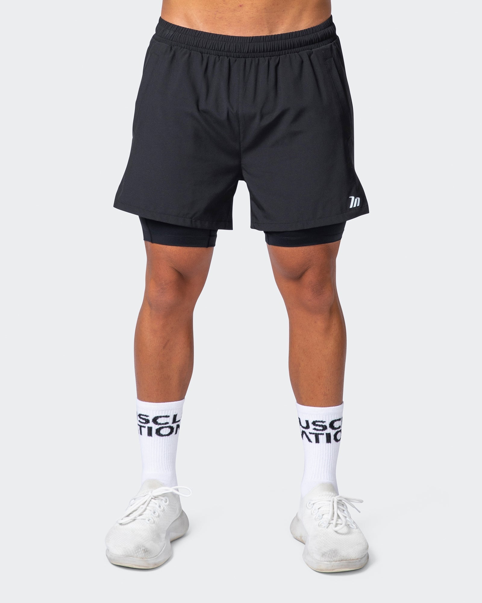 MAX DISTANCE SHORTS Black — Be Activewear