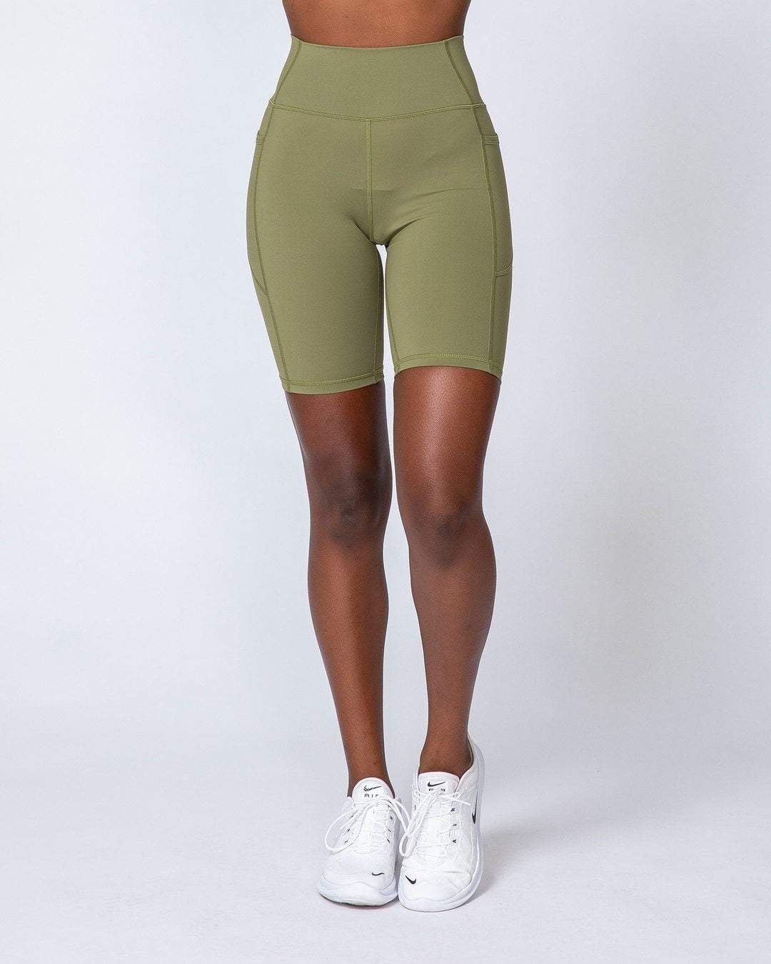 musclenation Motion Pocket Referee Shorts - Olive