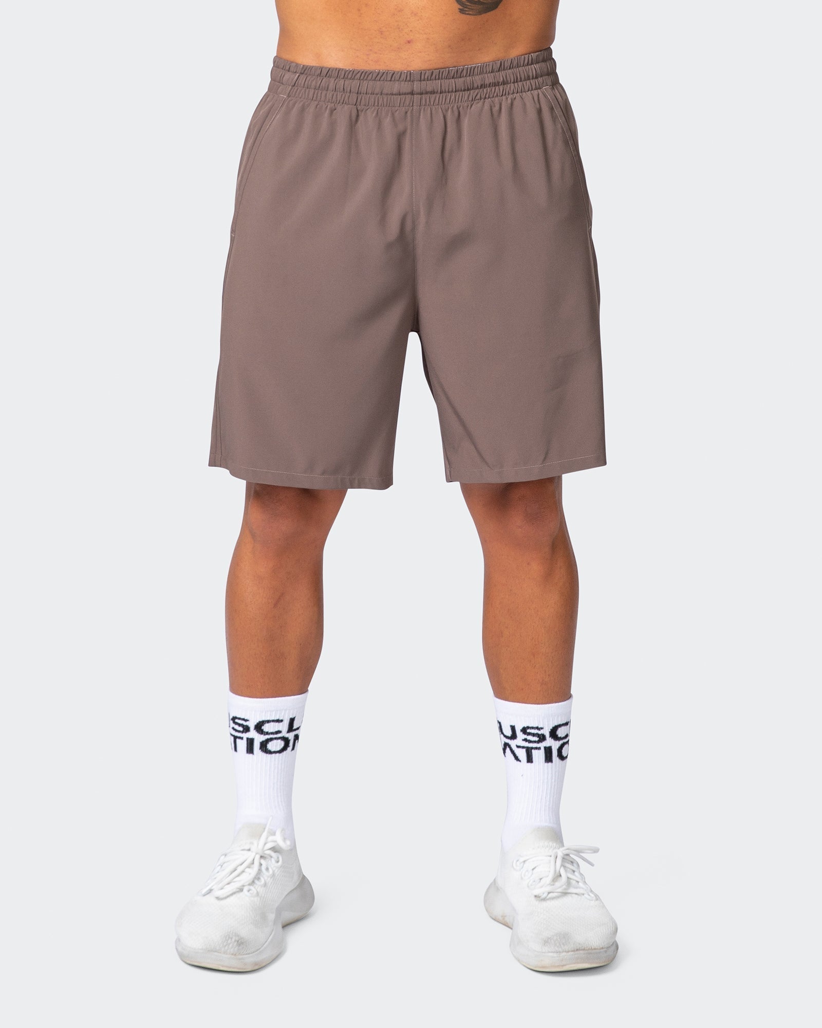 musclenation NEW HEIGHTS 7" SHORTS Dark Taupe
