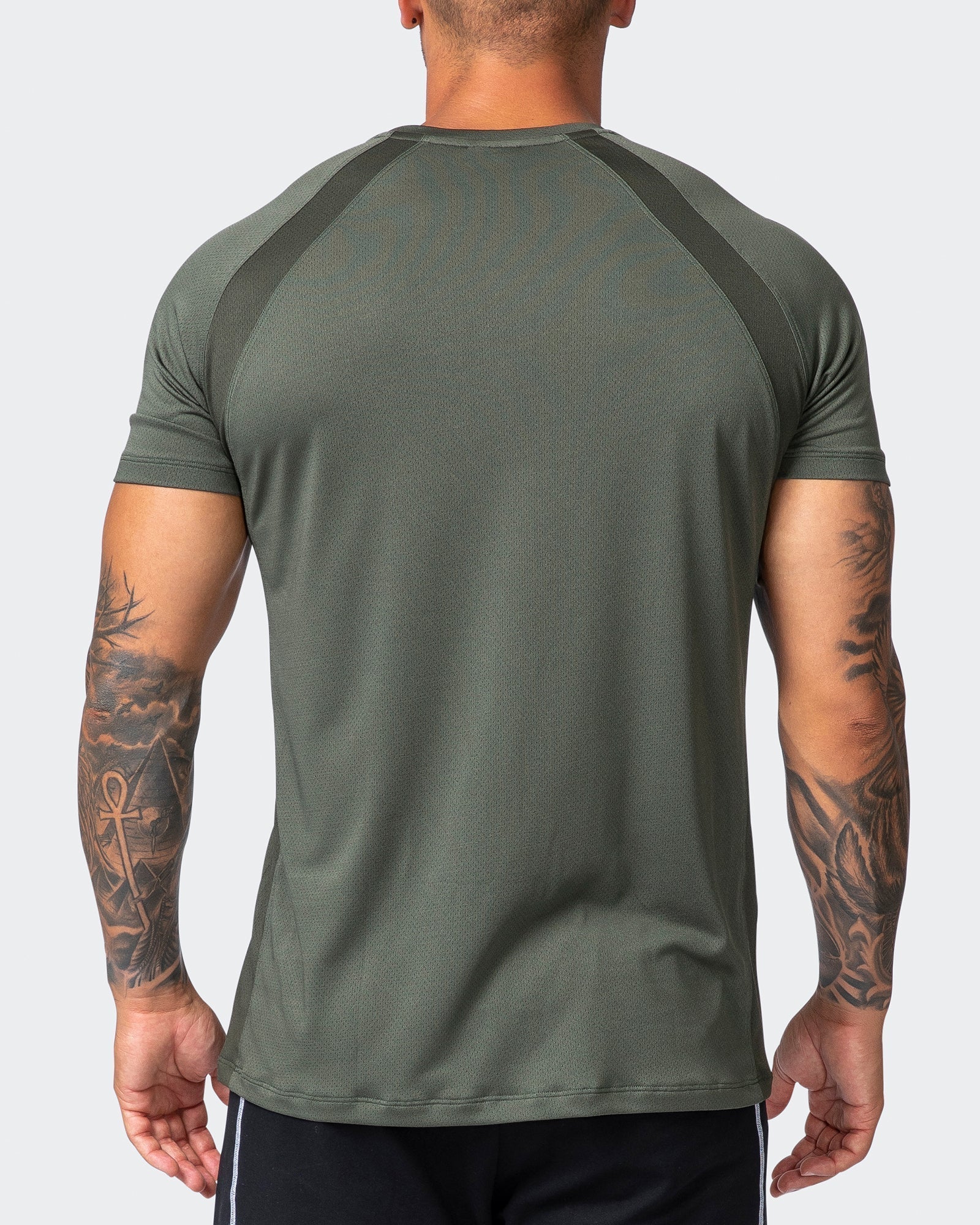 musclenation NEW HEIGHTS RUNNING TEE Dark Khaki