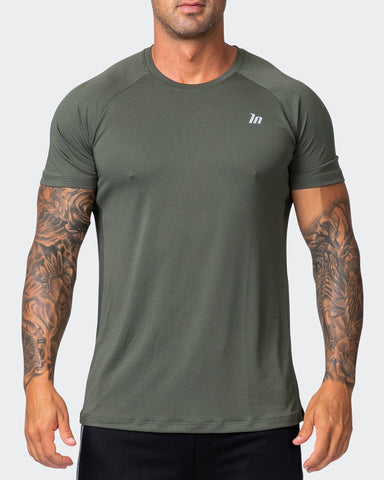 musclenation NEW HEIGHTS RUNNING TEE Dark Khaki
