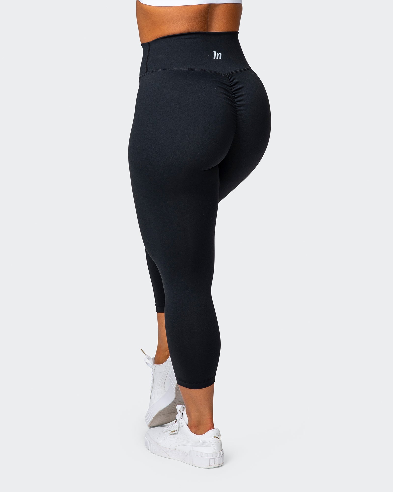 musclenation Signature Scrunch 7/8 Leggings - Black