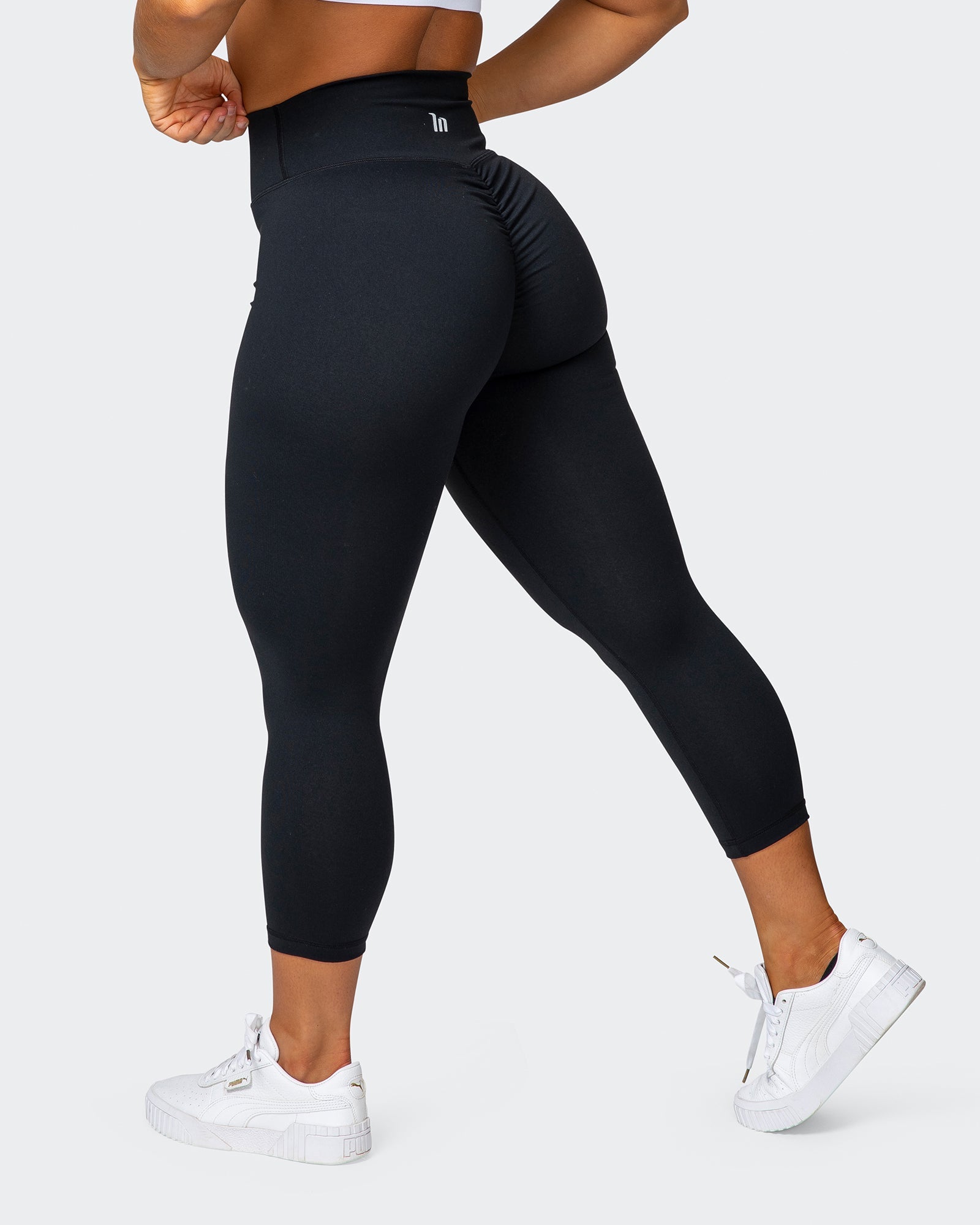 musclenation Signature Scrunch 7/8 Leggings - Black