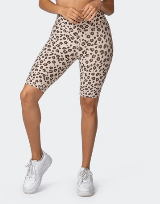 musclenation SIGNATURE SCRUNCH REFEREE LENGTH SHORTS Cheetah Print