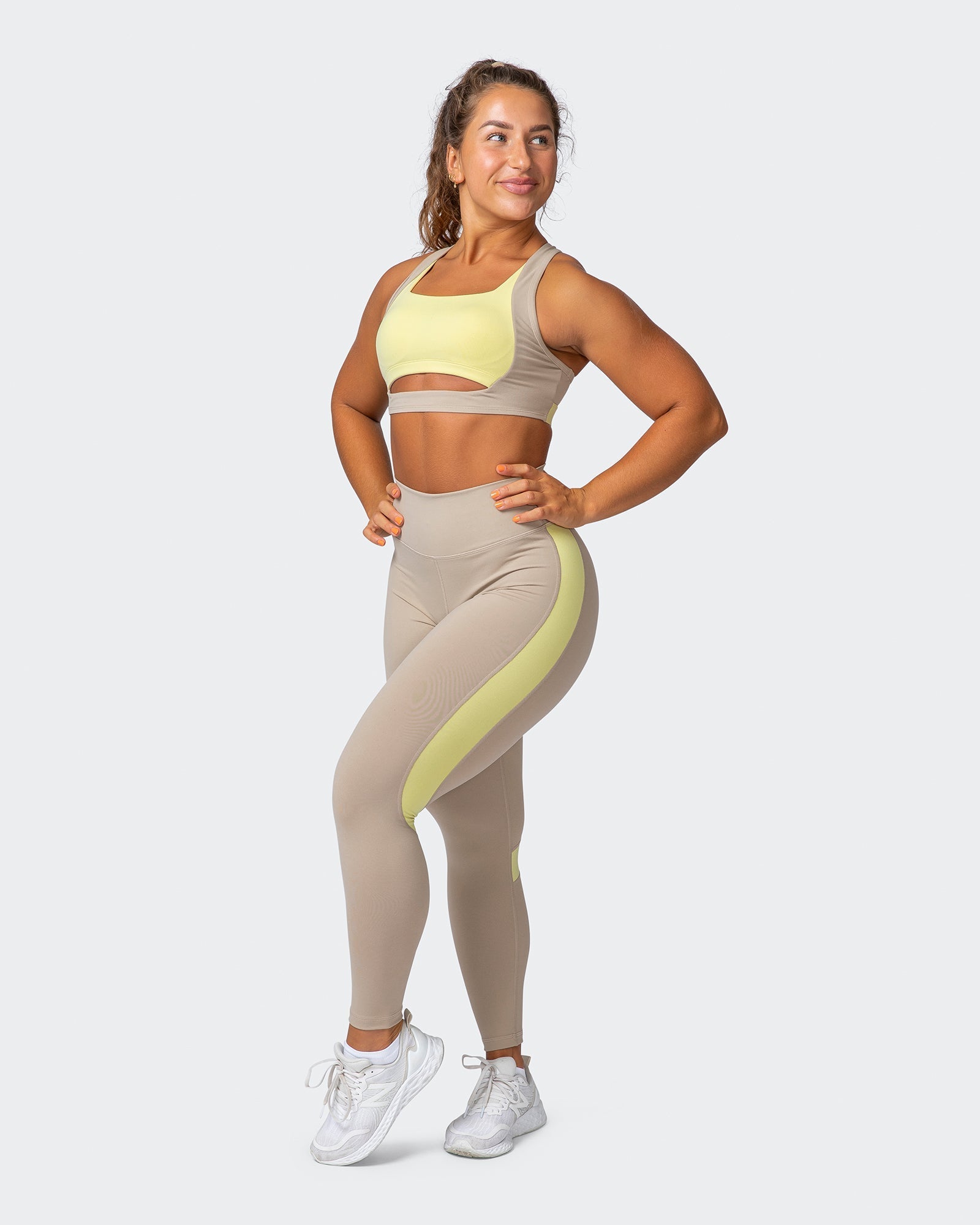 musclenation Sports Bra SIZZLE BRA Bone