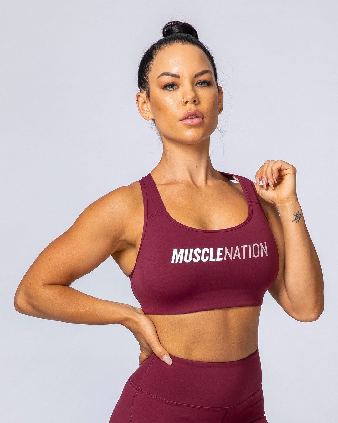 musclenation Strike Bra - Wine
