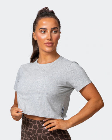musclenation T-Shirts ELEVATE CROPPED TEE Light Grey Marl