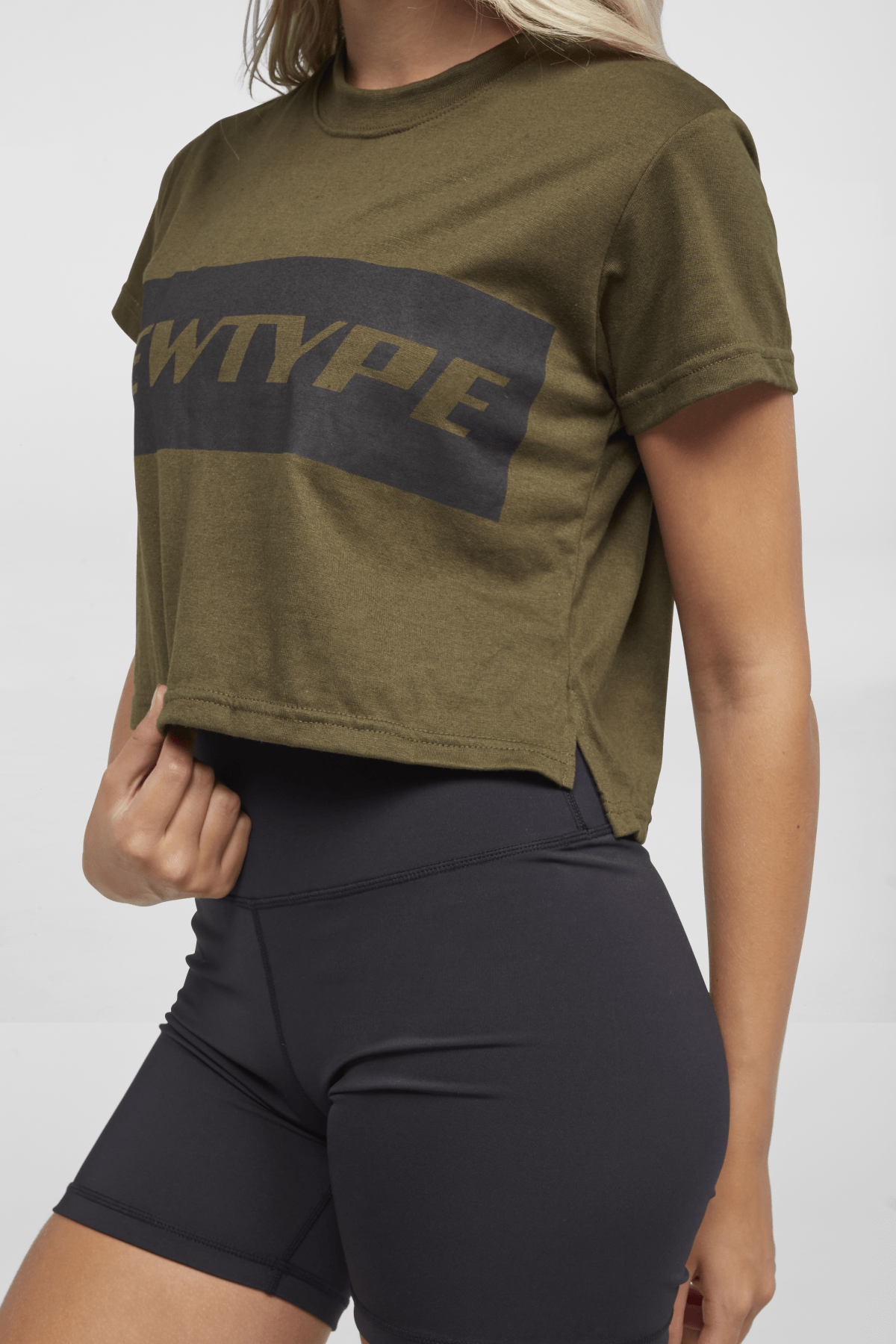 Newtype Official T-Shirts Finesse Crop Tee - Army Green