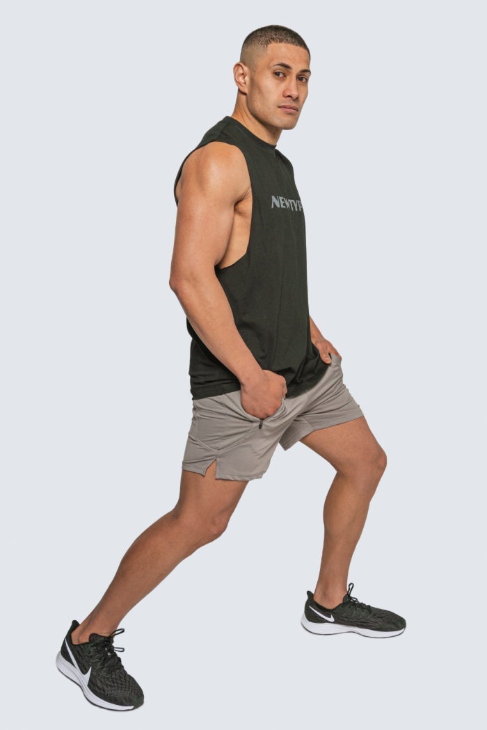 Newtype Official Tanks M / Black Winsome Tank - Black